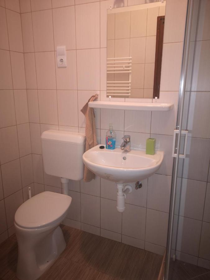 Eszter-ház vendégház Kerekegyháza Esterno foto